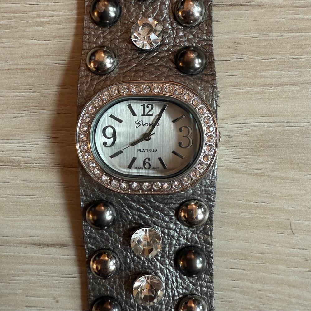 Geneva Silver Studded‎ Watch